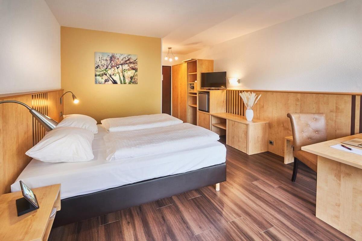 Parkhotel Нюмбрехт Экстерьер фото